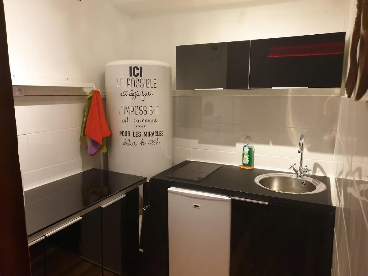 Spa Celyna Appartement Avec Jacuzzi Privatif Lyon Francie